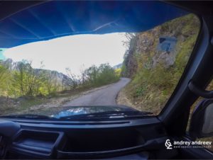 Пътят към границата на Черна Гора